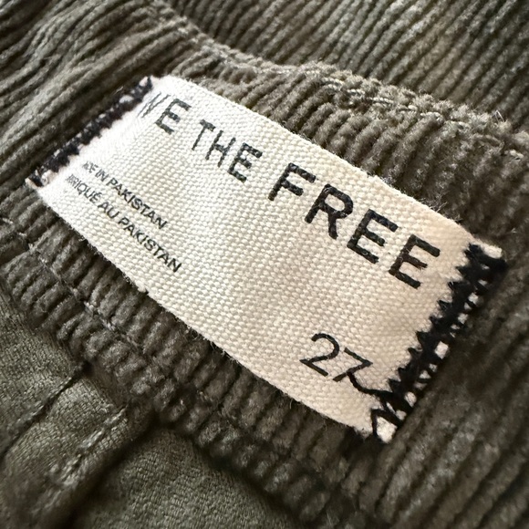 FREE PEOPLE WE THE FREE GOOD LUCK MID-RISE CORD BARREL JEANS - CYPRESS nwt sz 27 - Picture 4 of 5
